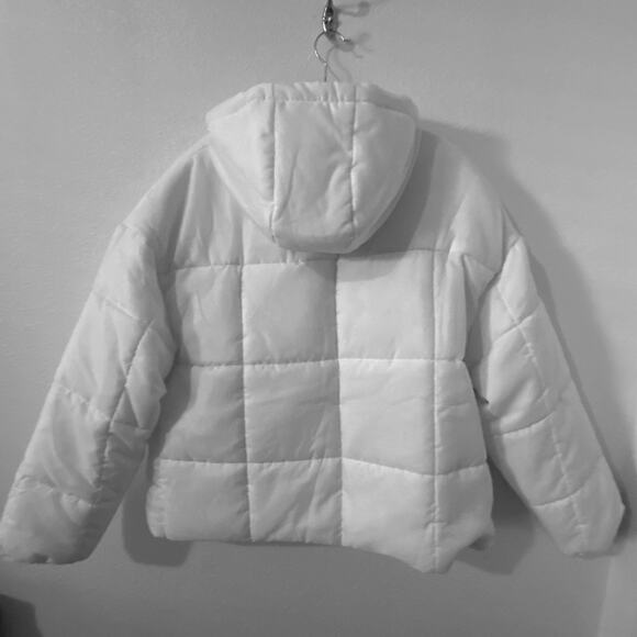 Nike Classic Puffer Therma-FIT Loose Hooded Jacket-Womens 1X plus size. - Picture 3 of 8